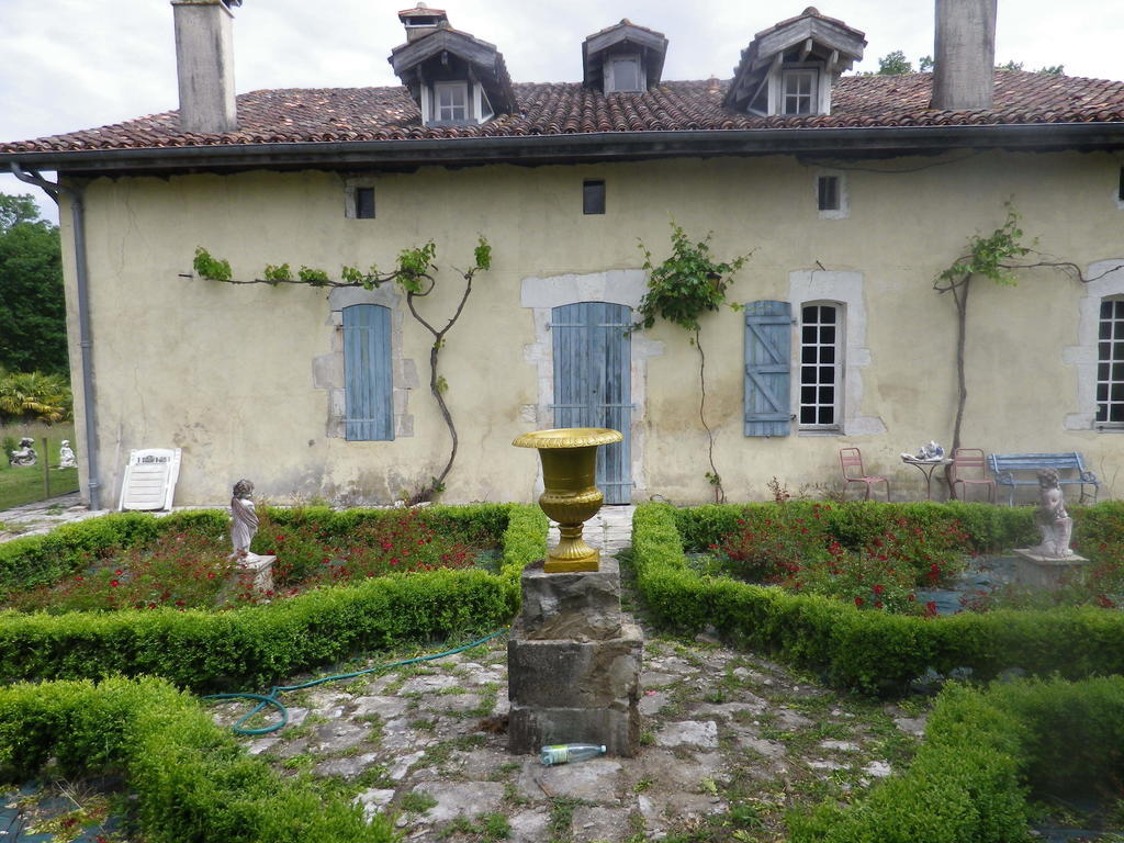 Chambres Et Table D'Hotes Manoir Capcazal De Pachiou Mimbaste Exterior foto