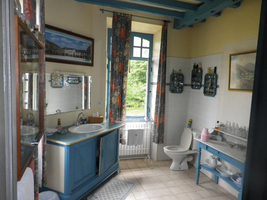 Chambres Et Table D'Hotes Manoir Capcazal De Pachiou Mimbaste Exterior foto